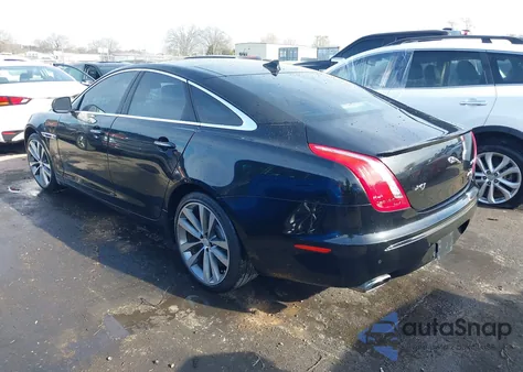 2015 Jaguar Xj Supercharged z USA, uszkodzony, nr VIN SAJWA3HT9FMV86207